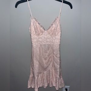 PINK LACE MINIDRESS